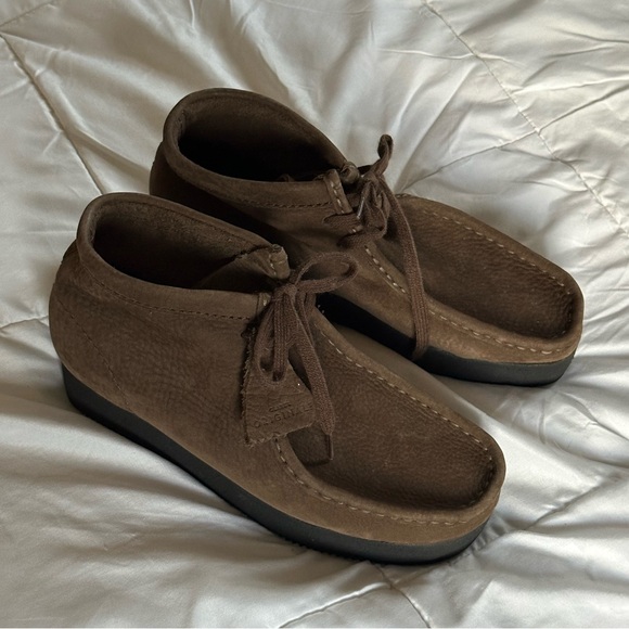 Clarks Shoes - NWOT Clarks Wallabee Wedges